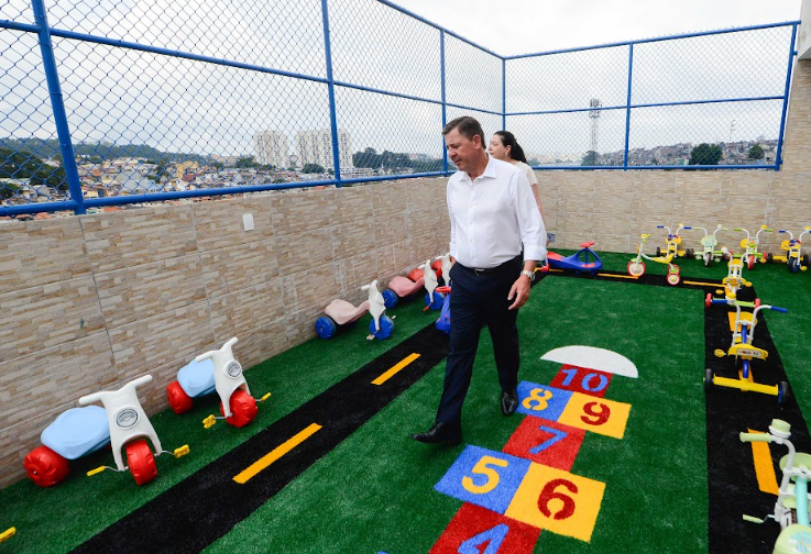 Prefeito Orlando Morando autoriza início das aulas de nova creche no Golden Park